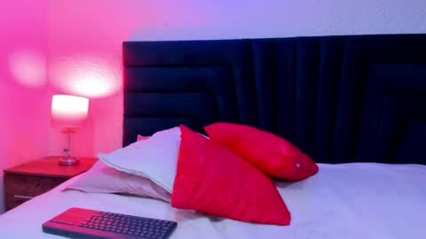 Snapshot of lisa_white_ chatting on April 23, 2026, 8:46 am lisa white online show from April 23, 2026, 8:46 am