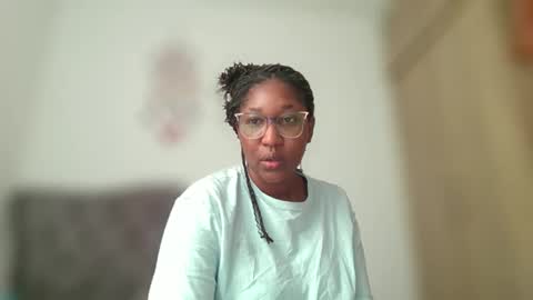 lisaebony2 online show from November 30, 2025, 1:59 pm