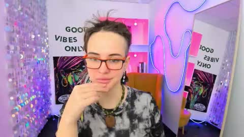 Lisa online show from March 16, 2026, 5:55 am