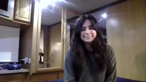 lisaheart777 online show from April 24, 2026, 5:32 am