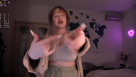 Snapshot of lisalaas chatting on December 22, 2024, 3:22 pm -Lisa- Help me to reach 100 thumbs up3 online show from December 22, 2024, 3:22 pm