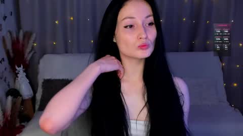 Lisa Moore online show from March 6, 2025, 3:56 pm