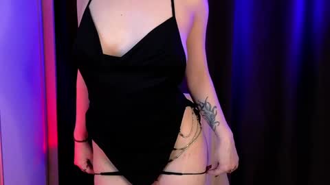 LisaVamp online show from January 21, 2025, 11:02 pm