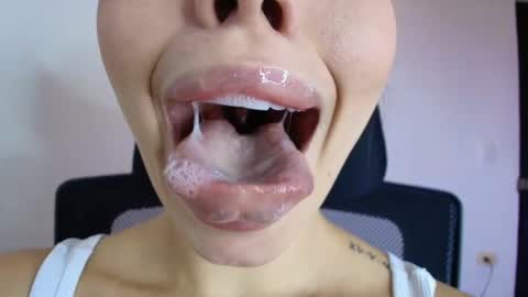 Lisbet online show from September 27, 2025, 3:17 pm