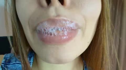 Lisbet online show from April 1, 2026, 1:06 am