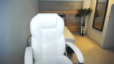 Liseth Fox online show from December 26, 2024, 4:14 pm