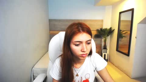 Liseth Fox online show from January 2, 2025, 8:02 pm