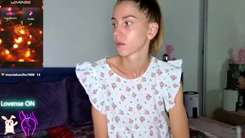 Lisi4ka online show from October 7, 2025, 4:15 pm