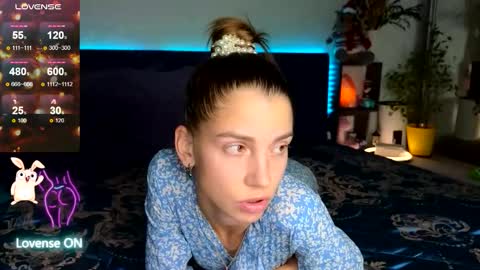 Kris Maks online show from October 20, 2025, 5:02 pm