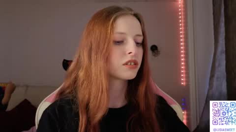 Snapshot of lisiasweet chatting on May 7, 2026, 2:22 pm Lika online show from May 7, 2026, 2:22 pm