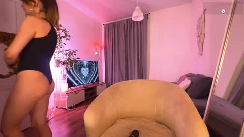 Lisa  online show from February 24, 2026, 4:05 pm