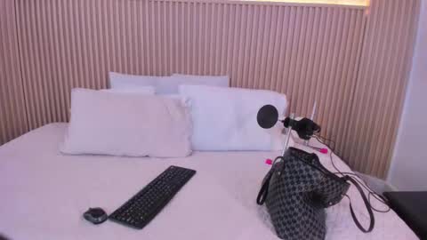 Liss online show from February 11, 2026, 11:59 am