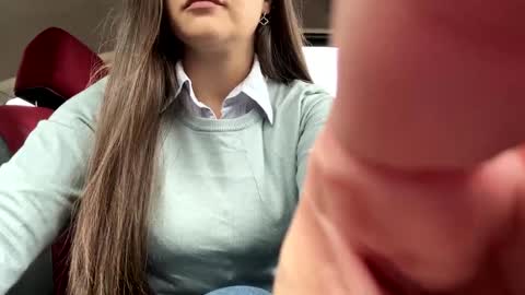 Lissa online show from December 4, 2025, 11:41 am