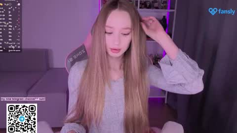 Snapshot of lissa__fox chatting on April 24, 2026, 11:23 am lissa online show from April 24, 2026, 11:23 am