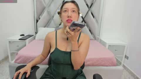 Lissa Kim online show from December 20, 2024, 12:38 pm