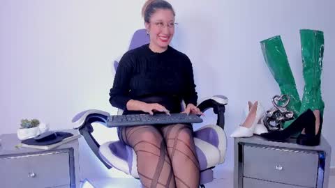 Snapshot of lissa_kim_ chatting on July 12, 2026, 4:09 pm Lissa Kim online show from July 12, 2026, 4:09 pm
