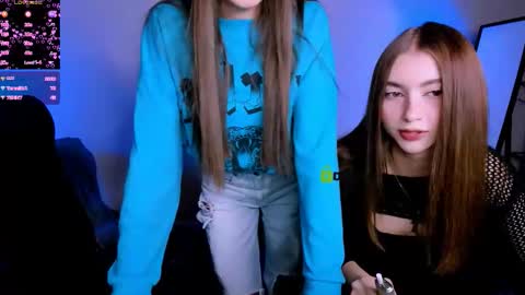 lissa_night online show from September 8, 2025, 2:16 pm