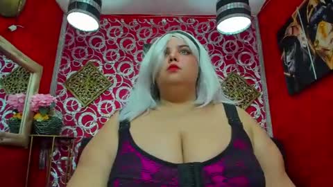Snapshot of lissabrowns chatting on July 3, 2026, 1:39 pm lissabrowns online show from July 3, 2026, 1:39 pm