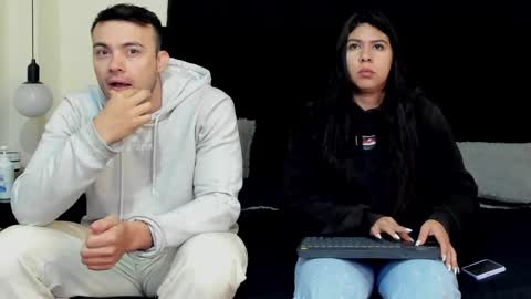 Natalia and alejandro online show from December 21, 2025, 10:22 am