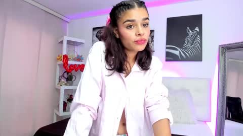 Liss Brown online show from February 18, 2025, 12:39 pm