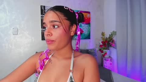 Snapshot of lissbrown chatting on April 1, 2026, 1:41 pm Liss Brown online show from April 1, 2026, 1:41 pm