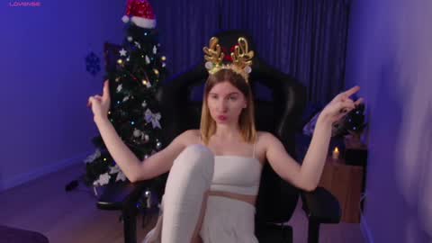 Snapshot of lisshoran chatting on December 24, 2024, 10:33 am Lissa online show from December 24, 2024, 10:33 am