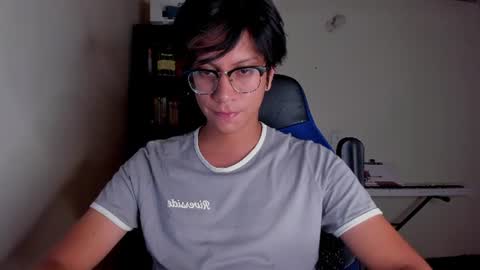 Snapshot of literateboy chatting on June 16, 2026, 1:41 am Literateboy online show from June 16, 2026, 1:41 am