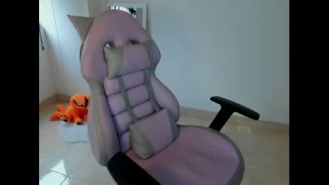 Snapshot of litlle_danni chatting on February 7, 2025, 9:15 pm Danni online show from February 7, 2025, 9:15 pm