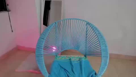 Snapshot of litlle_danni chatting on September 21, 2025, 12:01 am Danni online show from September 21, 2025, 12:01 am