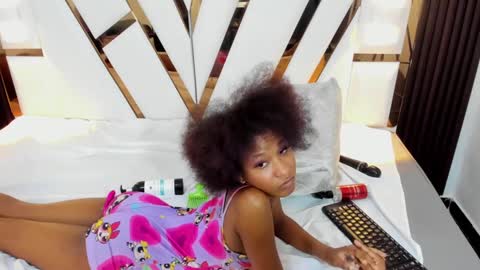 Snapshot of litte_ebony chatting on January 24, 2025, 9:47 pm Ashley online show from January 24, 2025, 9:47 pm