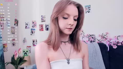 Bella online show from April 22, 2026, 7:33 am