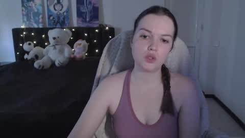 little__flowers online show from November 1, 2025, 9:00 am