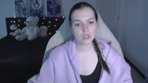 little__flowers online show from February 24, 2026, 10:46 am