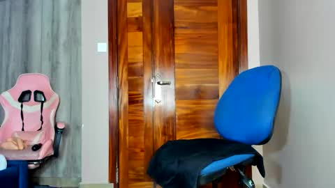 little_africa online show from March 1, 2026, 7:43 am