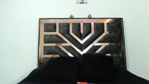 Hi im Cataleya online show from February 14, 2025, 5:09 am