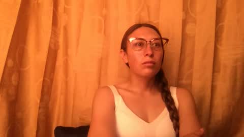 Snapshot of little_devil_diablita90 chatting on April 25, 2026, 5:54 pm Diablita online show from April 25, 2026, 5:54 pm
