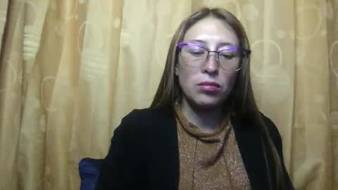 Snapshot of little_devil_diablita90 chatting on April 27, 2026, 12:52 am Diablita online show from April 27, 2026, 12:52 am