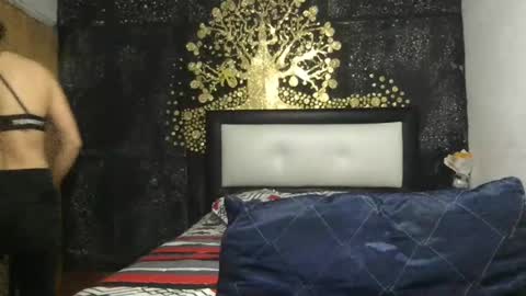 Snapshot of little_devil_diablita90 chatting on May 2, 2026, 12:04 am Diablita online show from May 2, 2026, 12:04 am