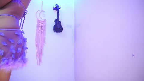 Little Effy online show from February 7, 2025, 8:42 pm