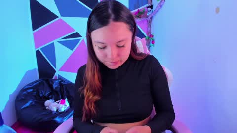 Carol  online show from April 12, 2026, 6:24 pm