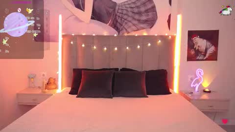 Jane online show from September 10, 2025, 8:20 pm