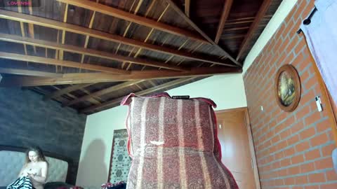 Izzi online show from January 15, 2025, 6:40 pm