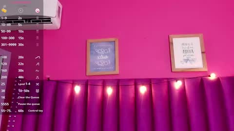 kayla  Instagram kayla 71082 online show from September 9, 2025, 2:55 am