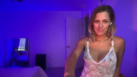 Snapshot of little_lies chatting on May 23, 2026, 7:07 pm little lies online show from May 23, 2026, 7:07 pm