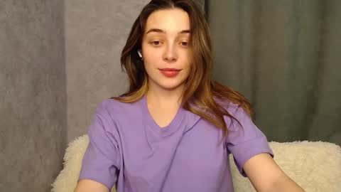 Mia   Im online every day 1530 PM in New York  2030 PM in London online show from December 8, 2024, 8:58 pm