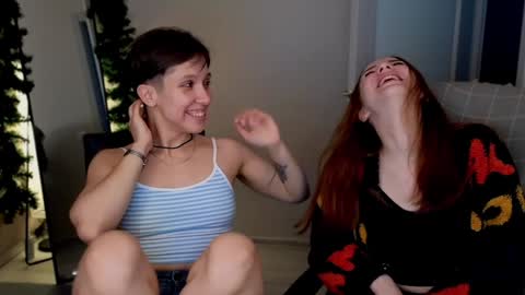 little_pretty_woman online show from January 13, 2025, 8:04 pm