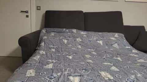 GiuliaFrancesco online show from January 1, 2025, 4:07 am