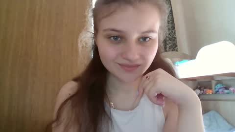 little_shygirl_ online show from February 25, 2025, 11:30 am