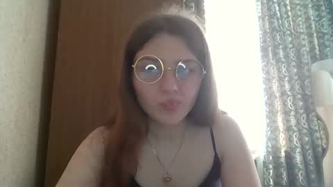 little_shygirl_ online show from March 7, 2025, 12:34 pm