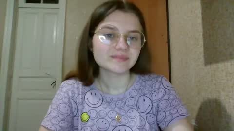 little_shygirl_ online show from March 10, 2025, 1:56 am